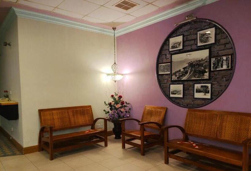 فندق Megah D Aru