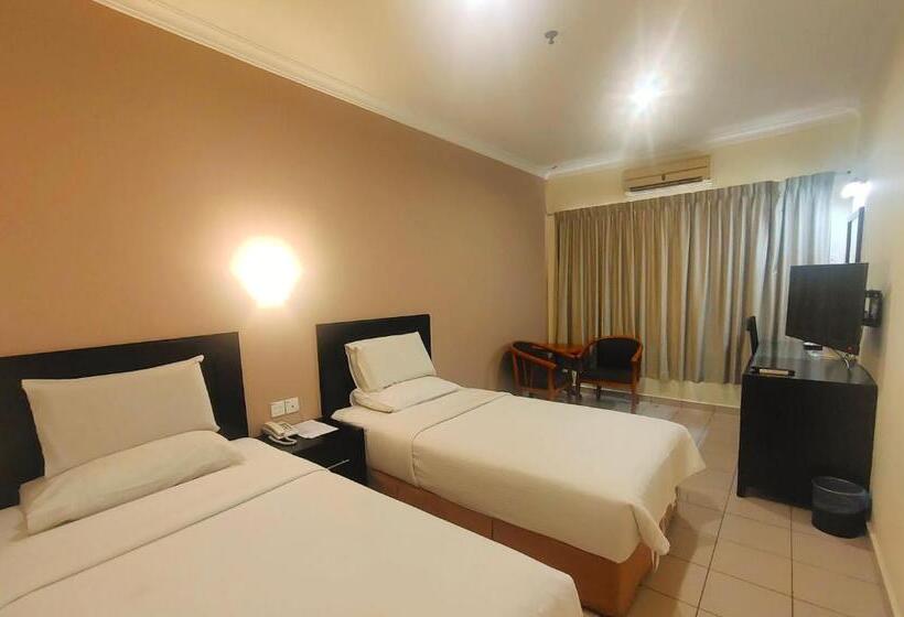 فندق Megah D Aru