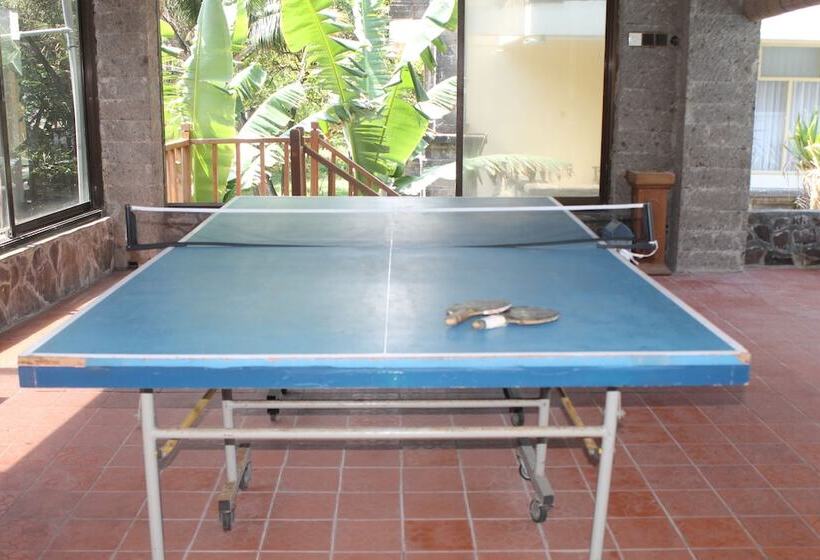 فندق Melasti Kuta Bungalows & Spa