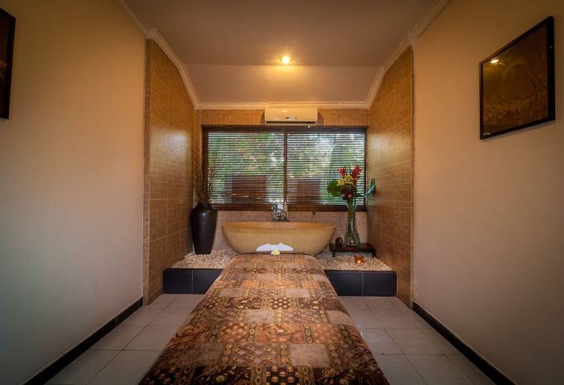 فندق Melasti Kuta Bungalows & Spa