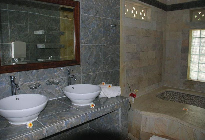 בית מלון כפרי Dolphin  Bali