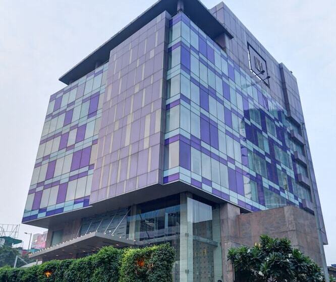 Mosaic Hotel, Noida