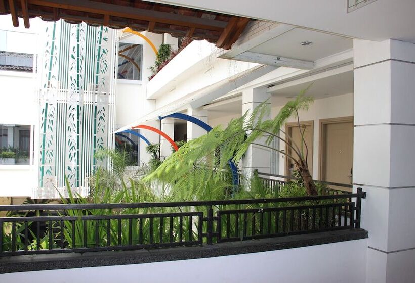 Mutiara Hotel And Convention