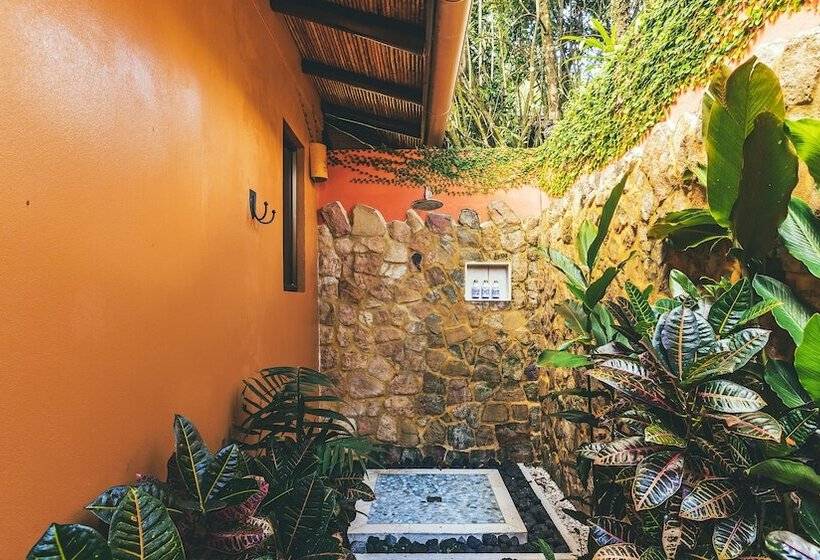 فندق Nayara Gardens