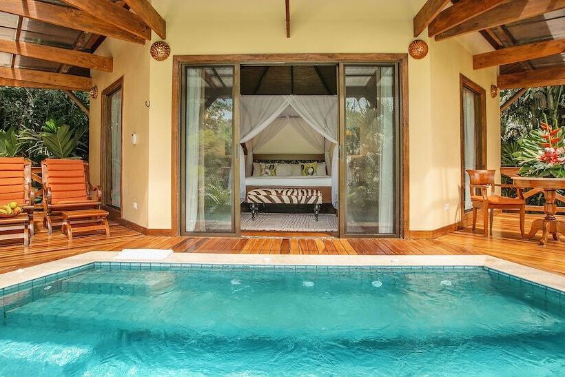 فندق Nayara Gardens