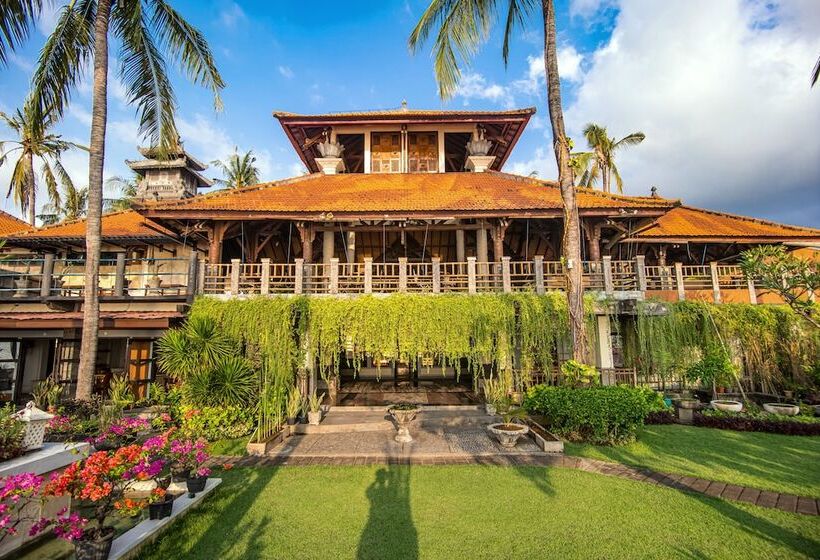 בית מלון כפרי Nugraha Lovina Seaview Resort & Spa