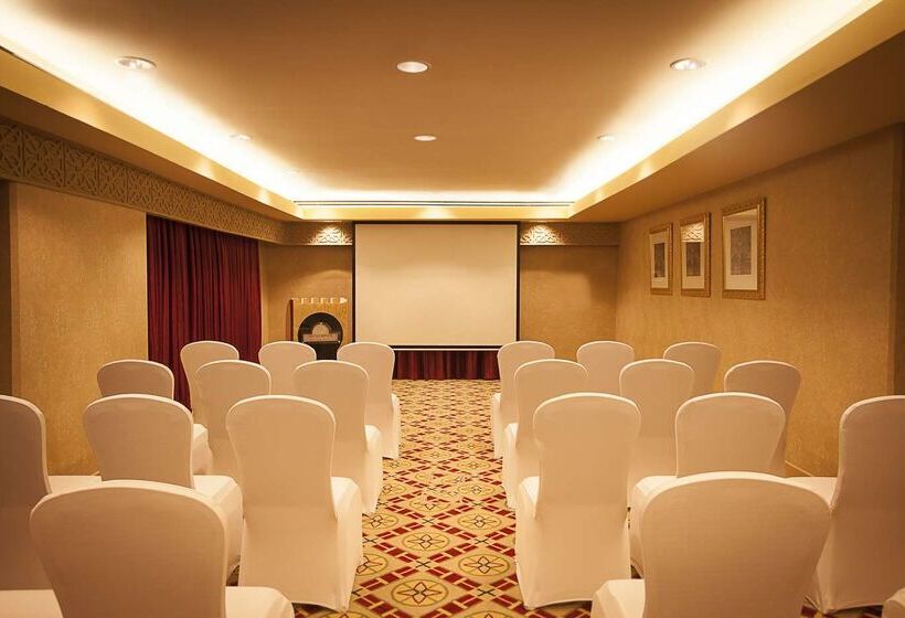 فندق Oaks Ibn Battuta Gate Dubai