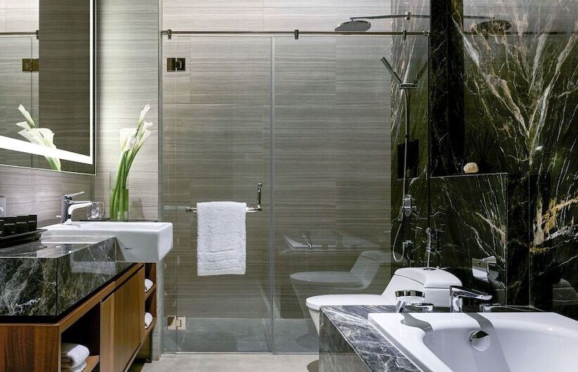 호텔 Oakwood Premier Cozmo Jakarta