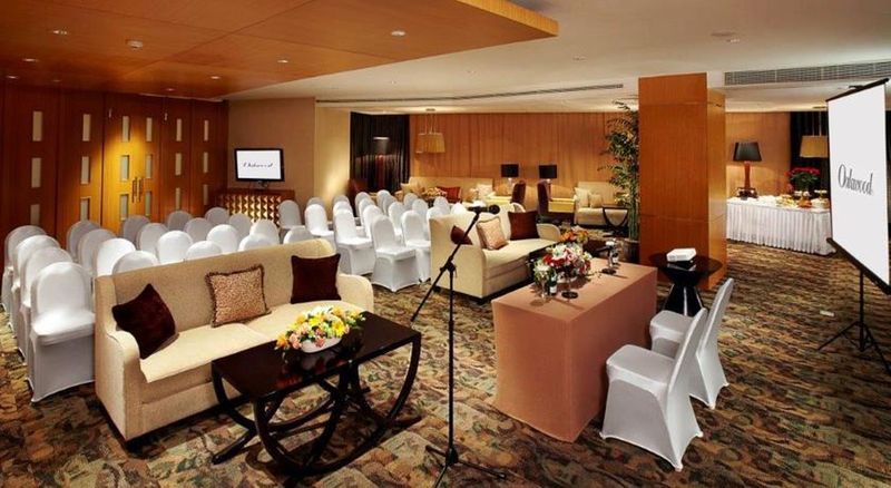 호텔 Oakwood Premier Cozmo Jakarta