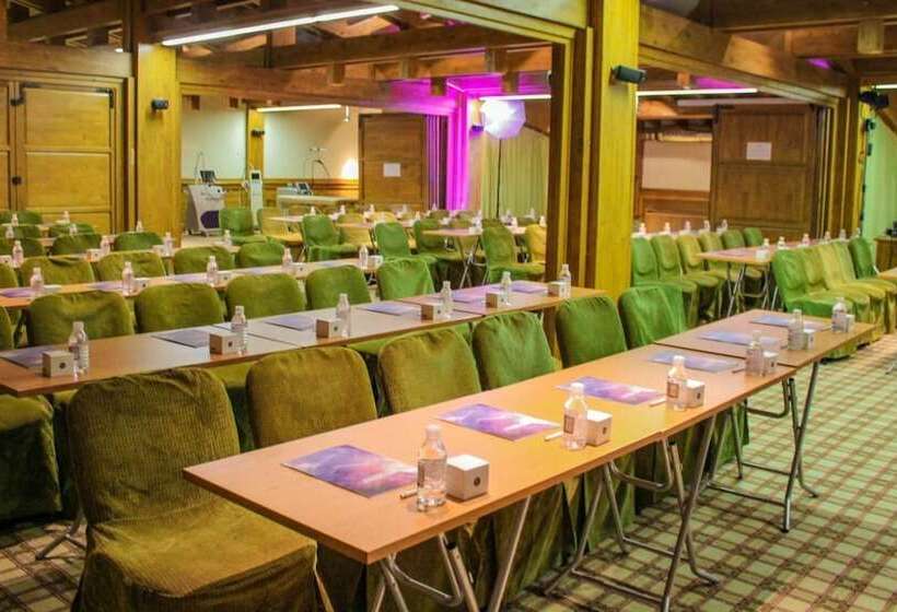 Отель Pirin Golf & Country Club Apartment Complex