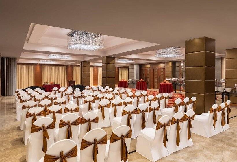 ホテル Radisson Jaipur City Center