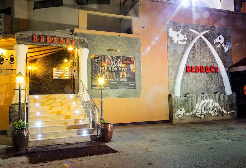 هتل Ramee California