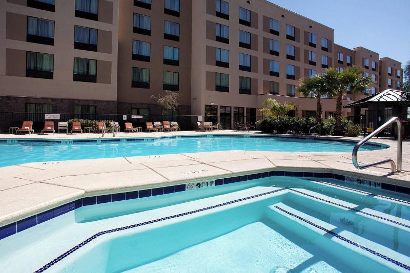 هتل Residence Inn Phoenix North Happy Valley