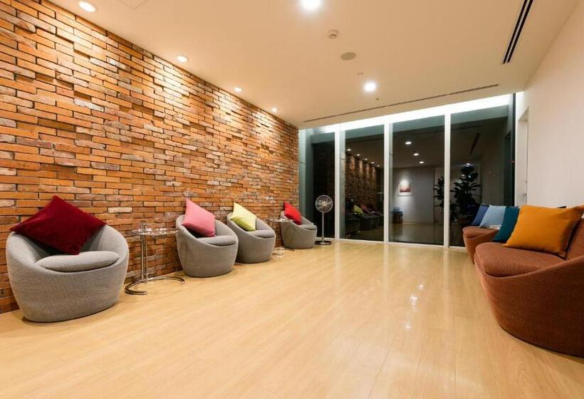 בית מלון כפרי Resol Trinity Sapporo