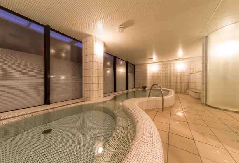 בית מלון כפרי Resol Trinity Sapporo