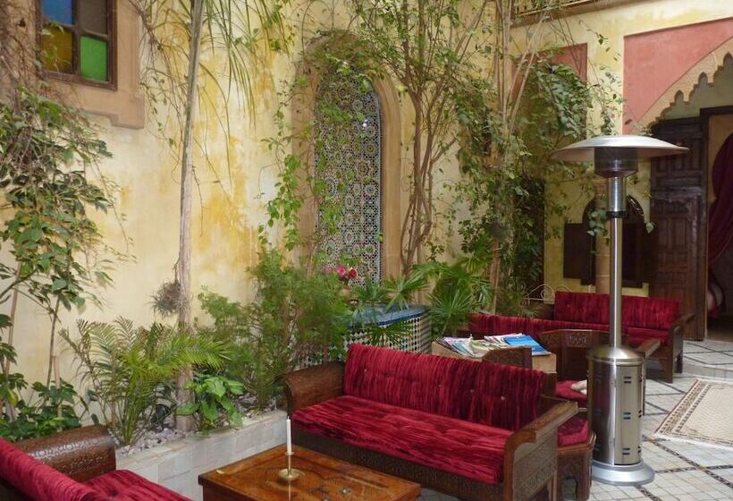 هتل Riad Marlinea