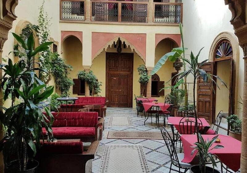 هتل Riad Marlinea