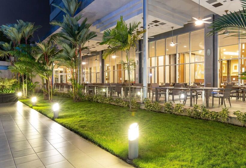 Hotel Riu Plaza Panama