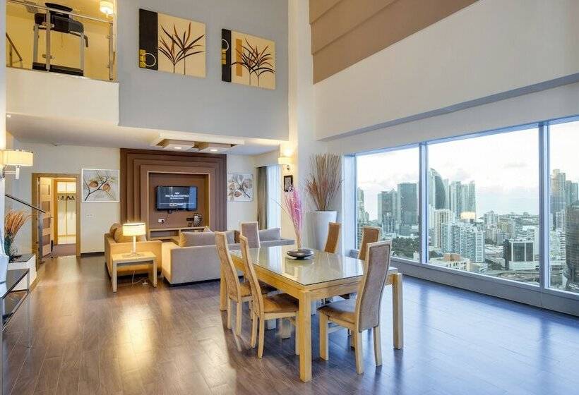 Hotel Riu Plaza Panama