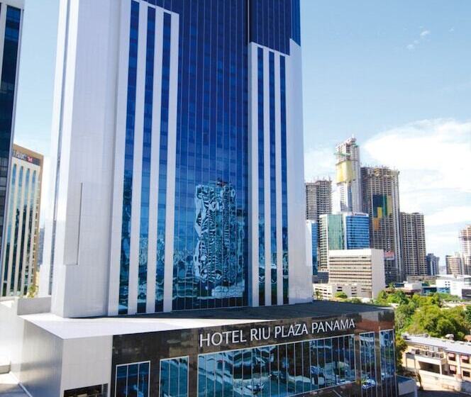 Hotel Riu Plaza Panama