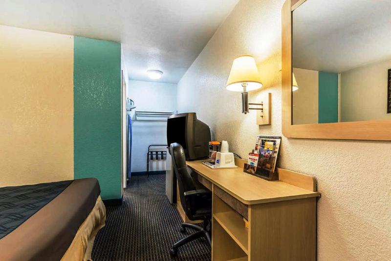 فندق Rodeway Inn Nashville