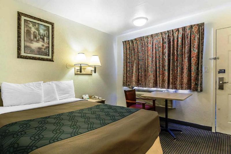 فندق Rodeway Inn Nashville