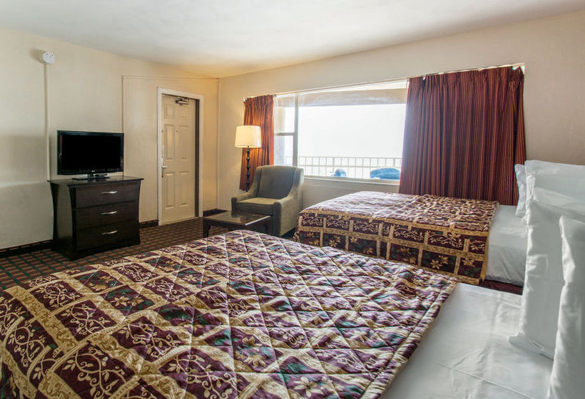 فندق Sunrise Inn On The Beach