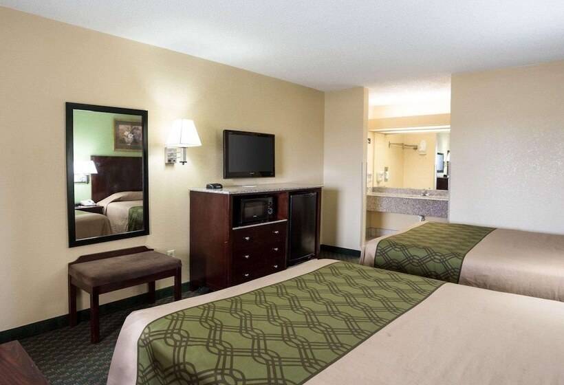 酒店 Rodeway Inn & Suites