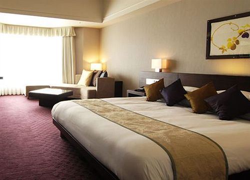 בית מלון כפרי Royal Oak  Spa & Gardens