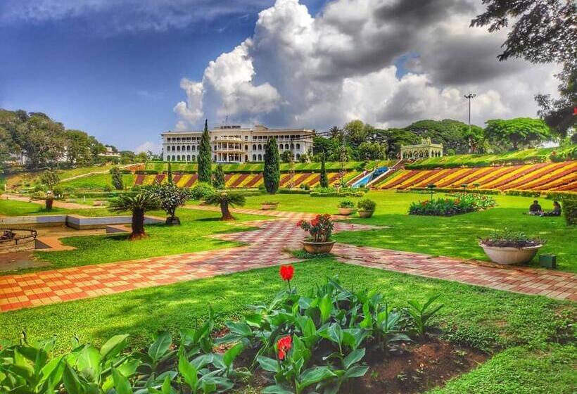 Отель Royal Orchid Brindavan Garden Mysore