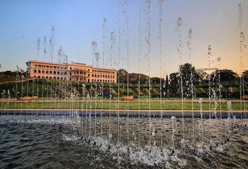 Отель Royal Orchid Brindavan Garden Mysore