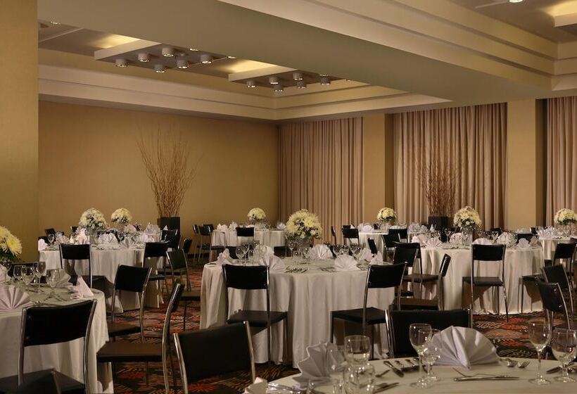 فندق Santika Makassar