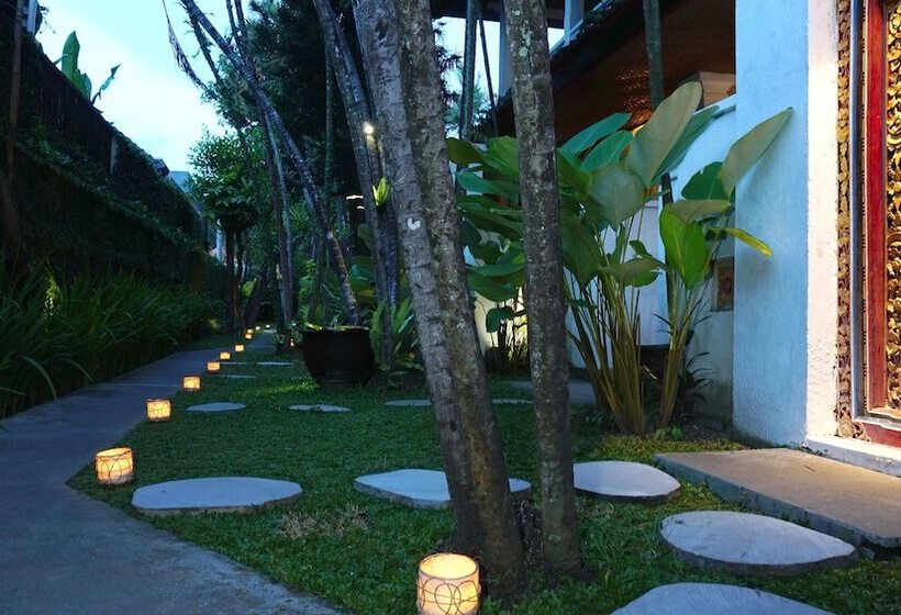 בית מלון כפרי Sanur House