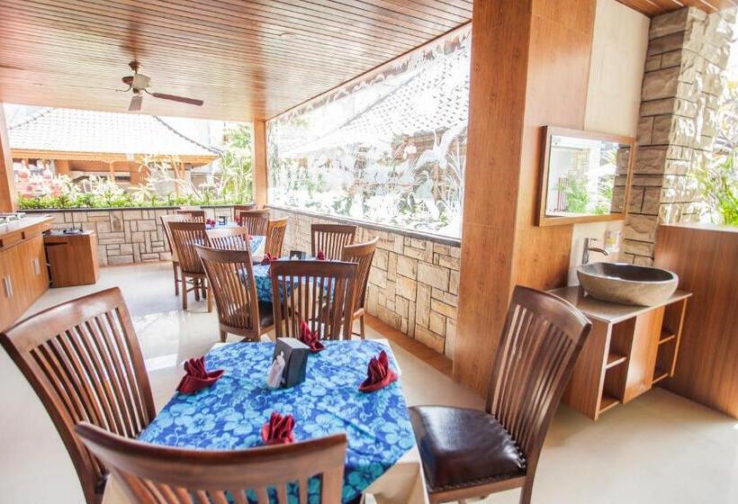 Отель Satriya Cottages