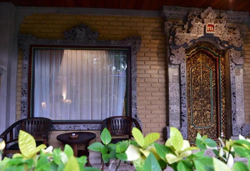 Отель Satriya Cottages