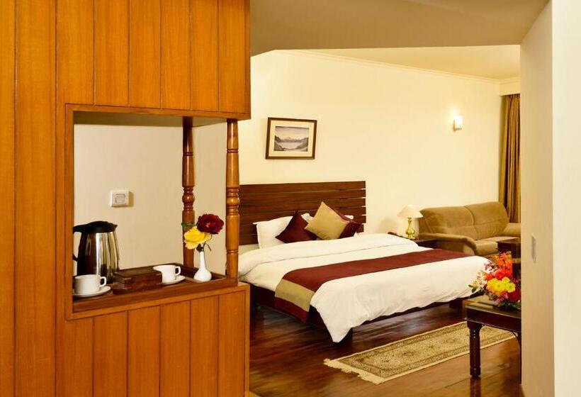 هتل Solang Valley Resort