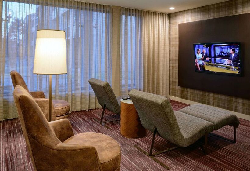 בית מלון כפרי Sonesta Select Kansas City South Overland Park