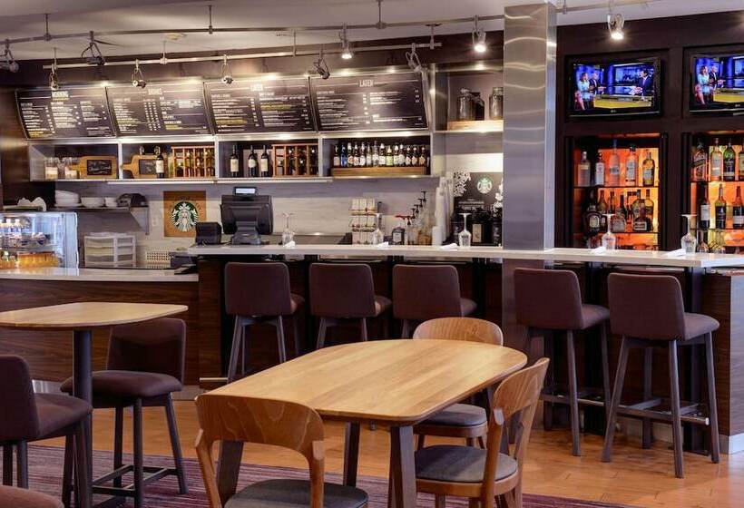 בית מלון כפרי Sonesta Select Kansas City South Overland Park