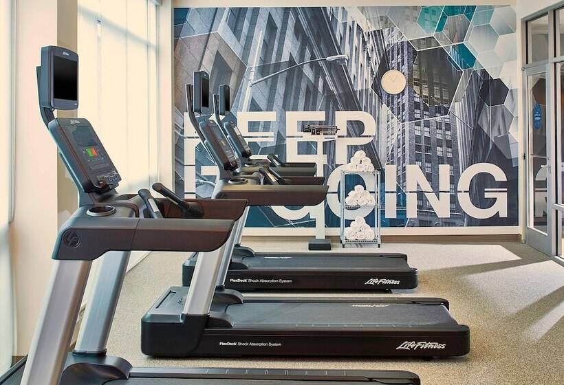 Отель Springhill Suites By Marriott Atlanta Airport Gateway