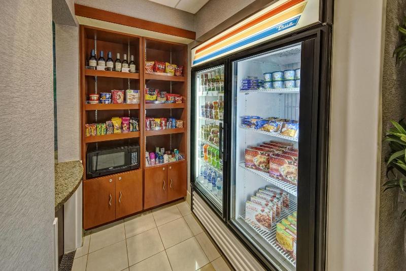 فندق Springhill Suites By Marriott Naples