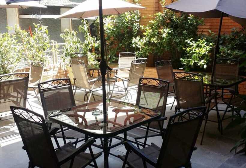 בית מלון כפרי Stanford