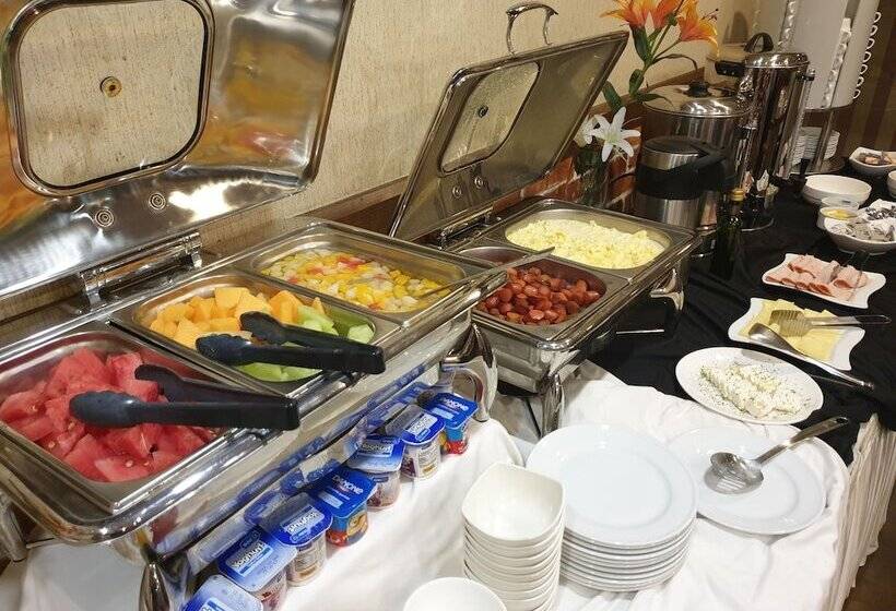 בית מלון כפרי Stanford