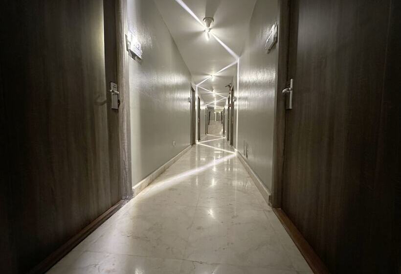 Stark Boutique Hotel And Spa