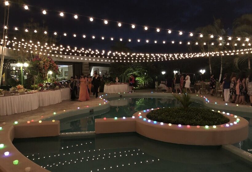 酒店 Summit Rainforest Golf Resort & All Inclusive