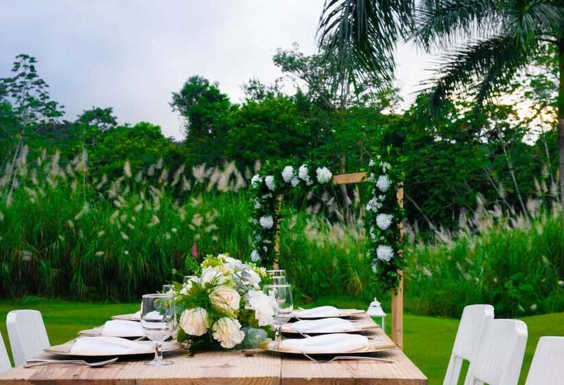 酒店 Summit Rainforest Golf Resort & All Inclusive