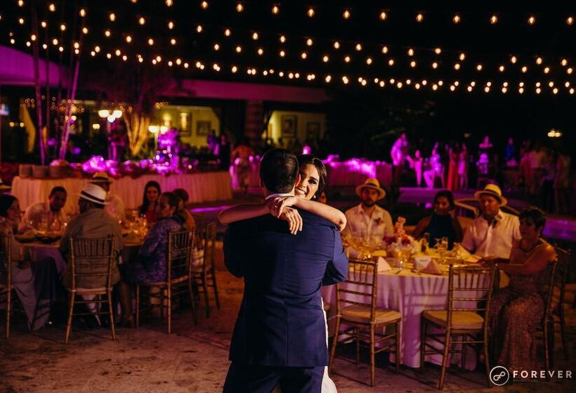 酒店 Summit Rainforest Golf Resort & All Inclusive