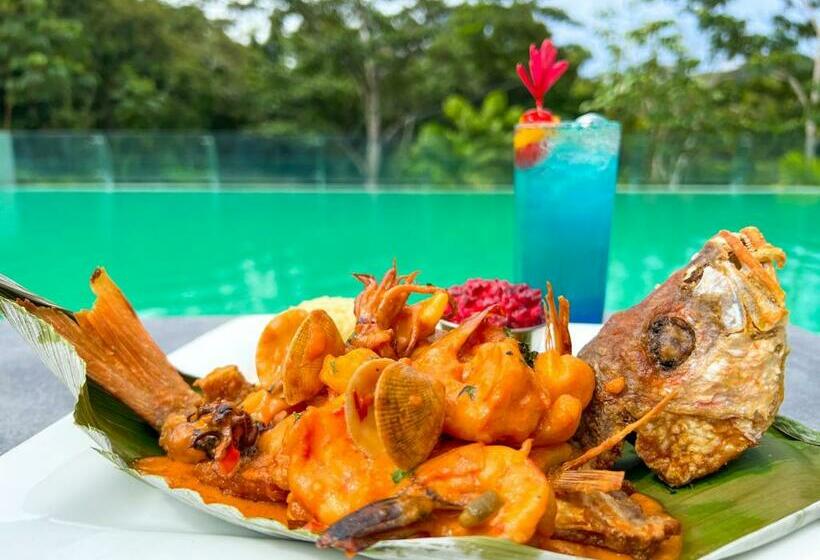 酒店 Summit Rainforest Golf Resort & All Inclusive