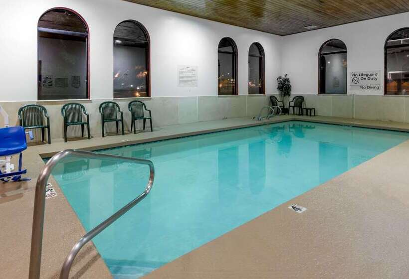 ホテル Quality Inn & Suites