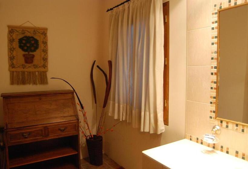 ホテル Suter Petit