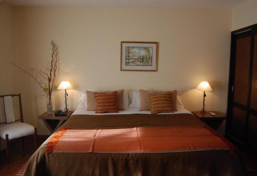 ホテル Suter Petit